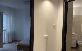 Persoană Fizică închiriez apartament cu 2 camere decomandat - Poză 19