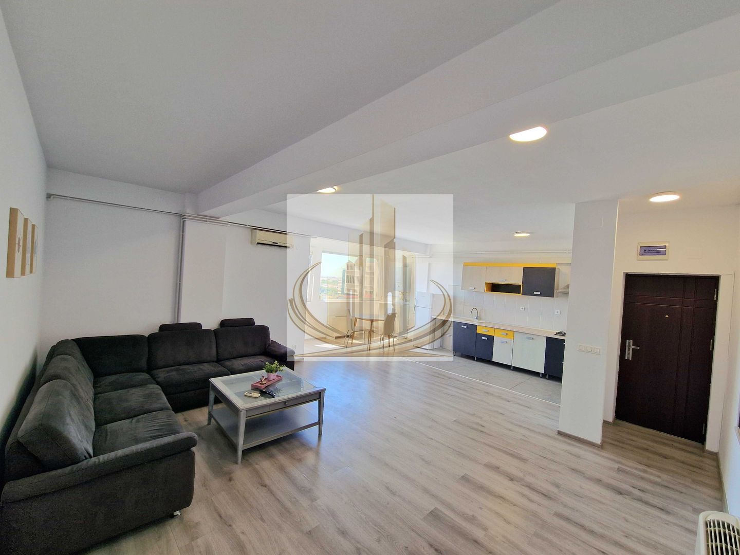 Apartament cu 2 camere, Torontalului 70mp bloc nou - Poză 1