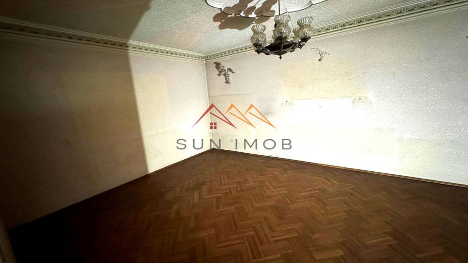 Casa D+P+E, an 1980, teren 285 m2, zona foarte buna, Campina, Prahova - Poză 6