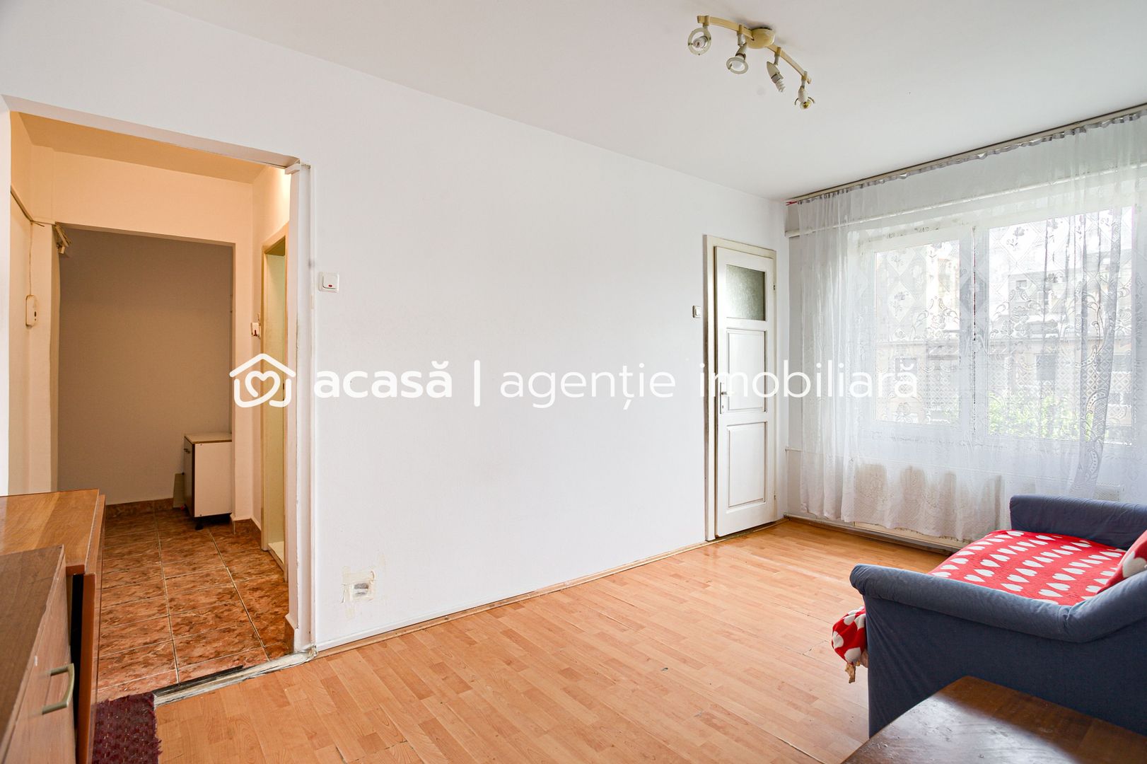 VANDUT! Apartament cu 3 camere Vlaicu etaj 4 - Comision 0% - Poză 4