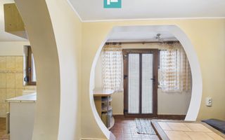 Casă cu teren 930 mp în Becicherecu Mic - Poză 1