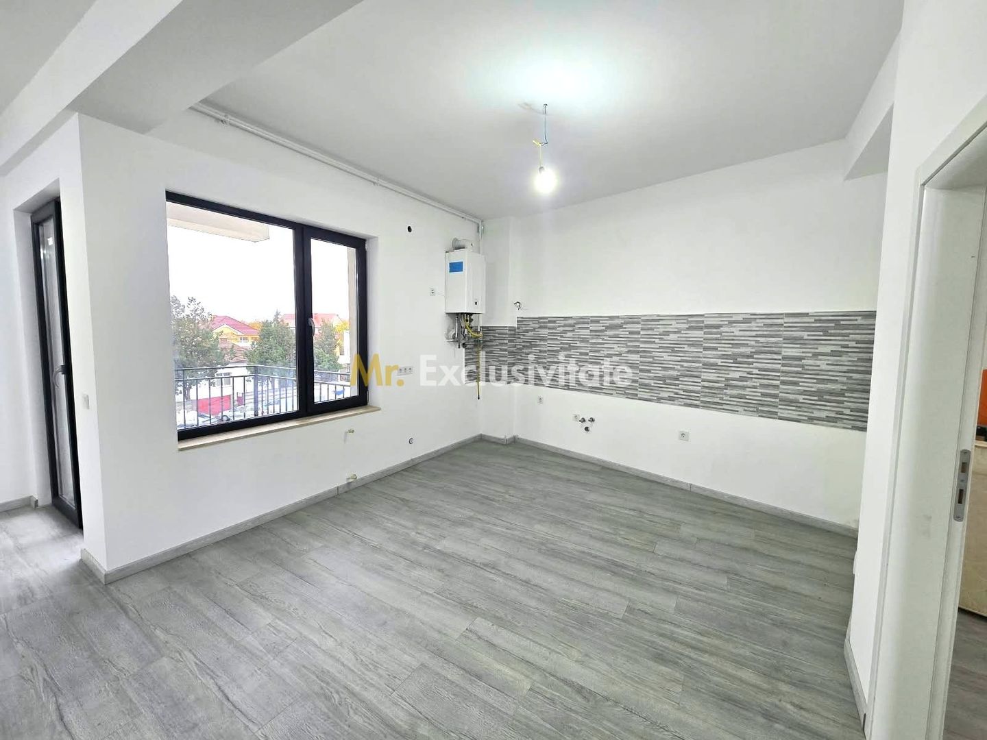 De vânzare apartament 3 camere, centru Satu Mare - Poză 9
