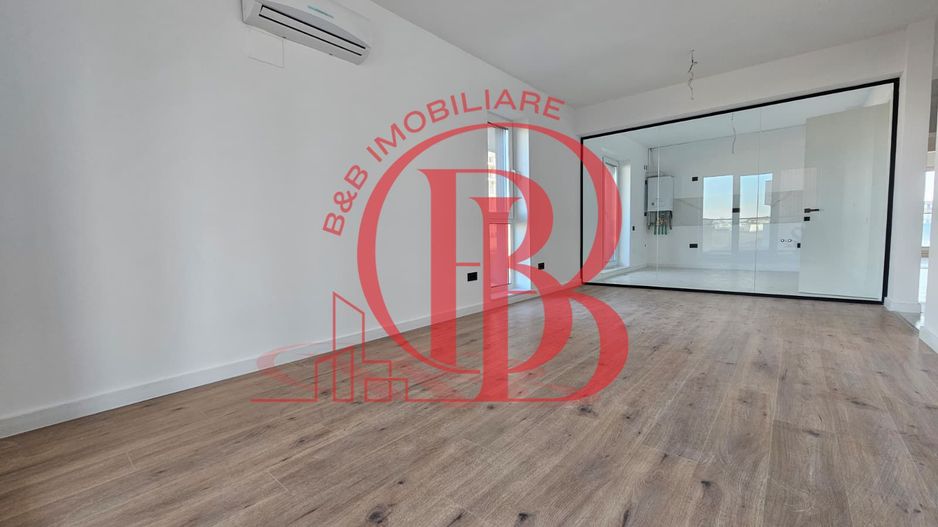 4 camere finalizat Complex Premium-piscina - pista alergare in incinta - Poză 2