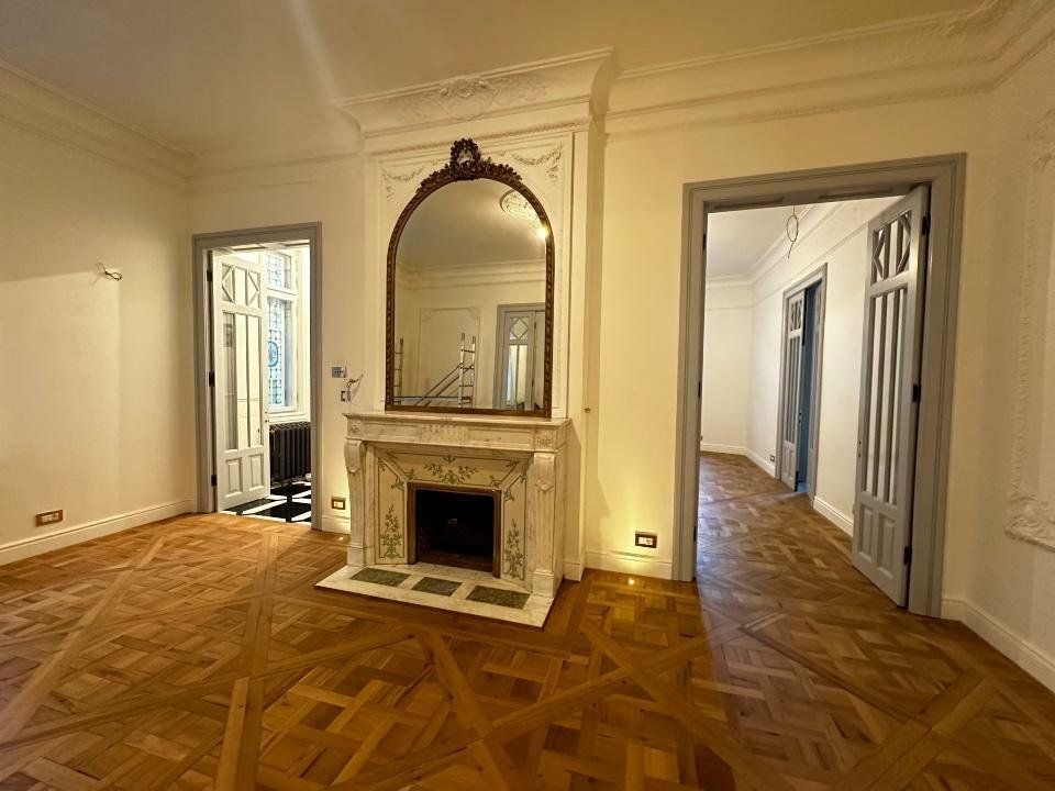 Apartament in vila  - renovat lux , 4 camere - Poză 4