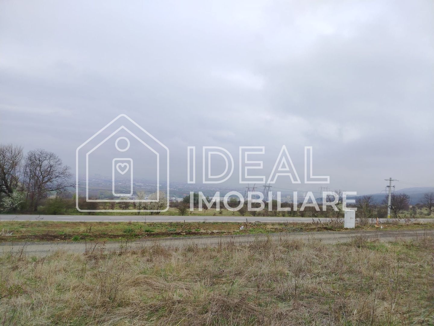 Parcele de teren intravlian 630mp fiecare. în zona Zorabia (Dealul Dăii) - Poză 1