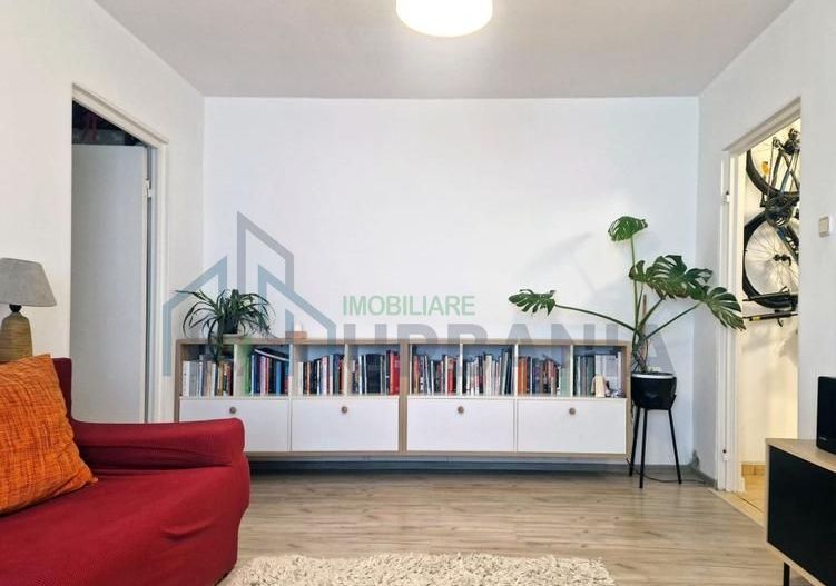 Apartament 3 camere SD, et. 2, Zimbru, mobilat și utilat, locuibil (#) - Poză 1