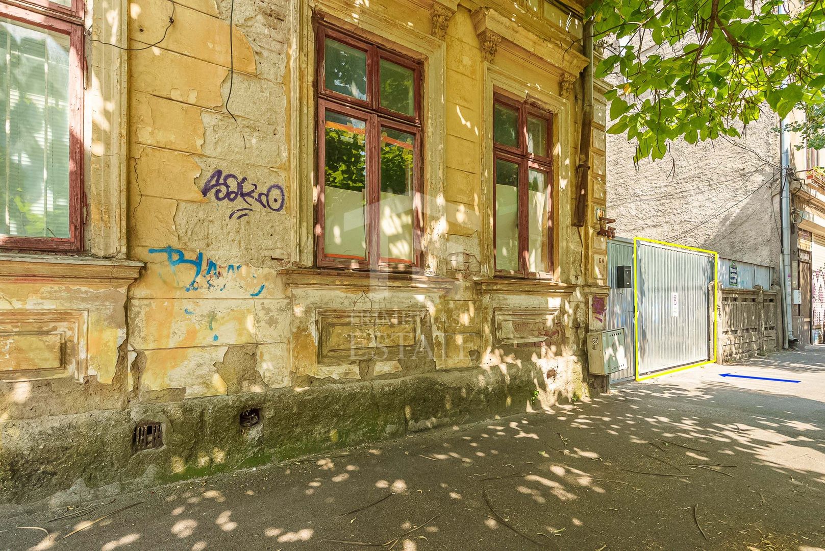 Piata Victoriei Mihalache stradal Corp Casa monument curte comuna - Poză 2