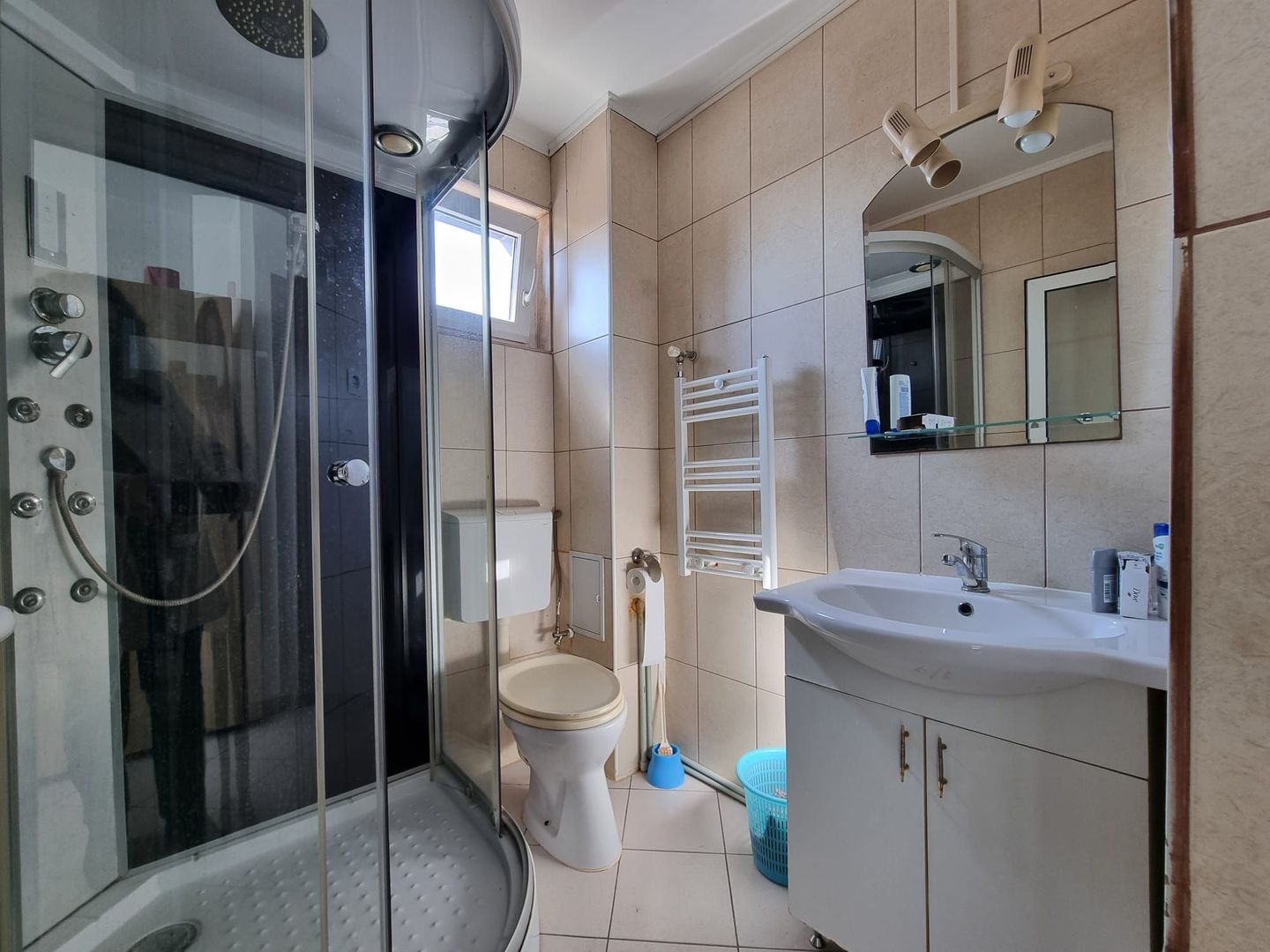 Închiriere clădire – zonă centrală Constanța, aproape de mare - Poză 15