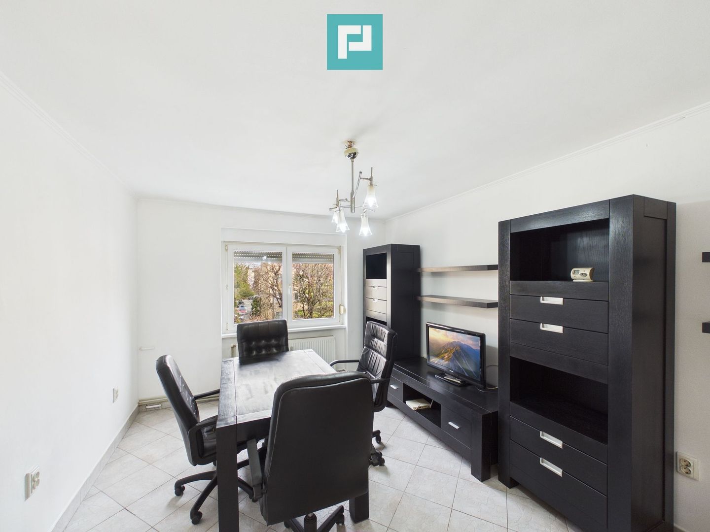 Apartament cu 2 camere de închiriat zona Central - Poză 9