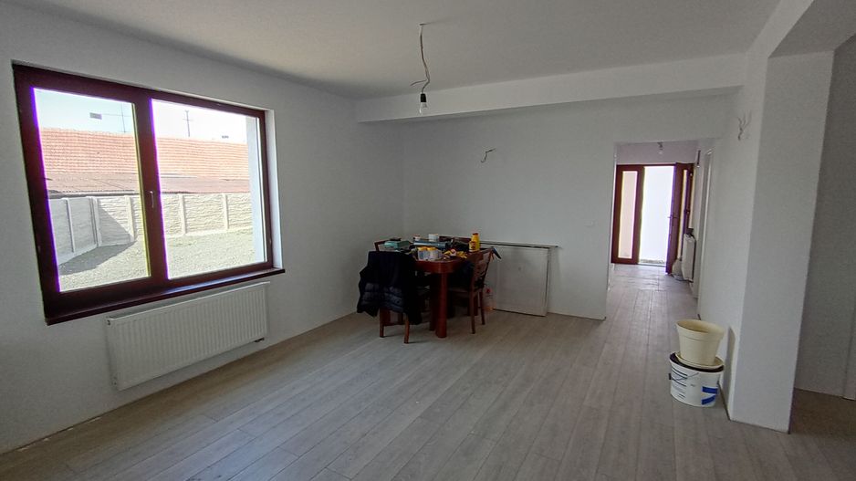 Sanandrei Casa Individuala - Poză 4