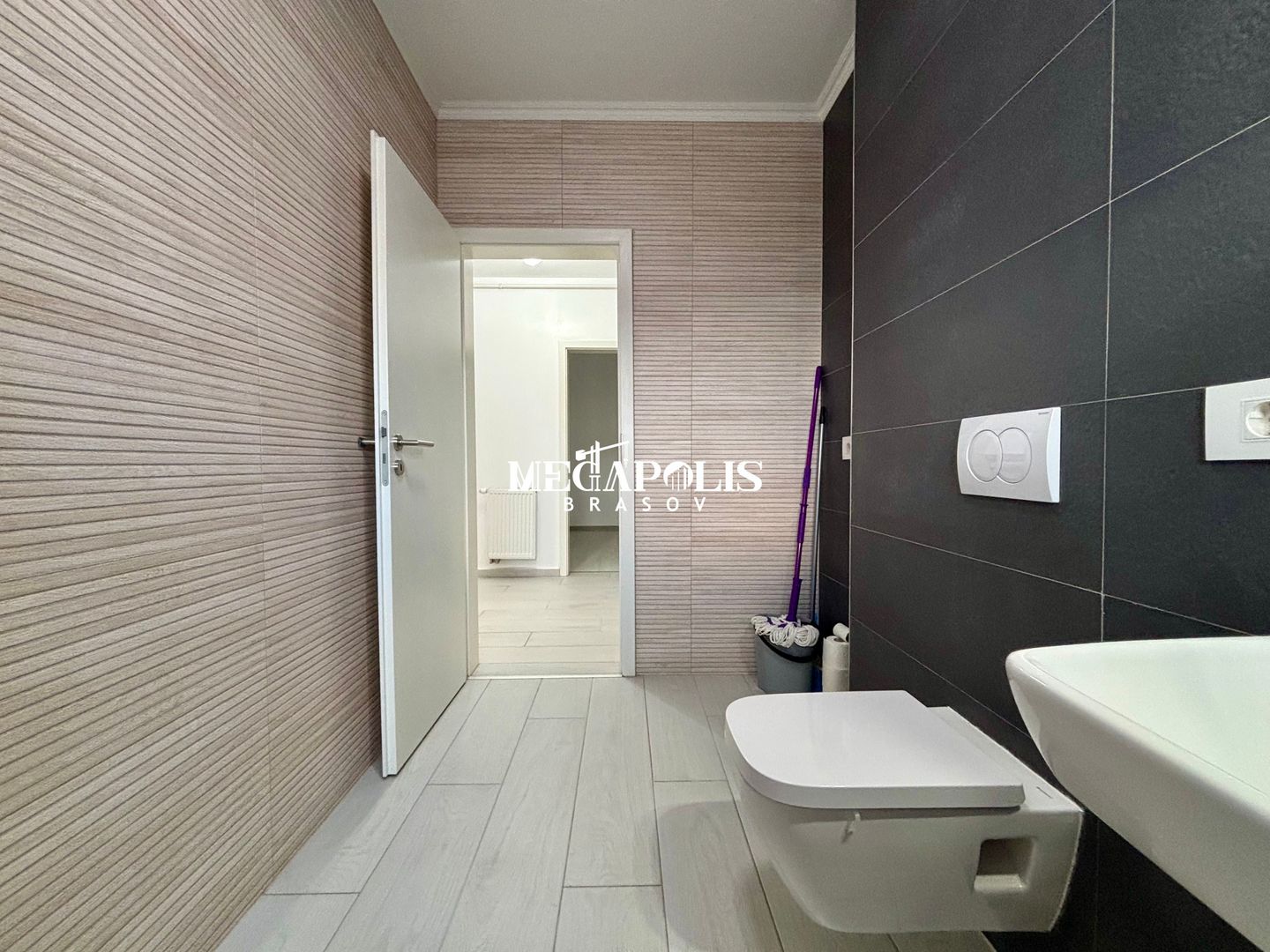 Apartament 2 camere | Decomandat | Parcare | Boxă | Tractorul - Poză 13