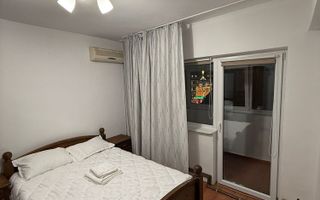 Apartament cu 3 camere- Ultracentral - Poză 4
