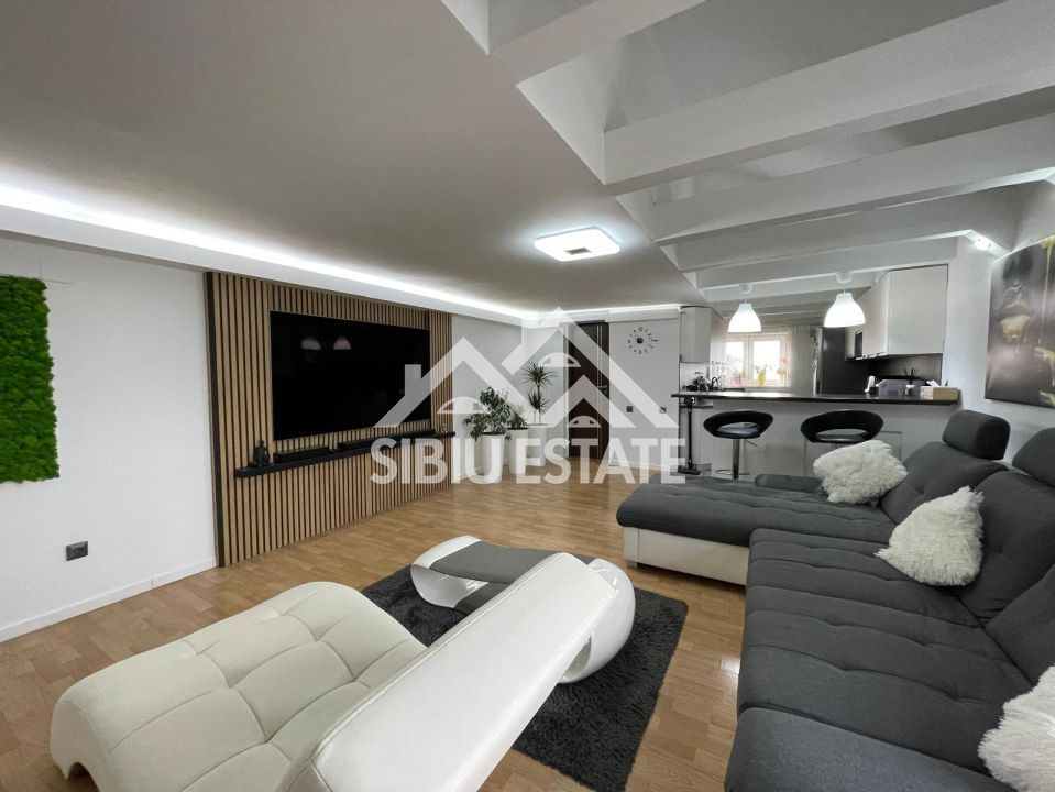 Apartament de vanzare, cu 4 camere,  82.4 mp. -Calea Cisnadiei (Ciresica) - Poză 11