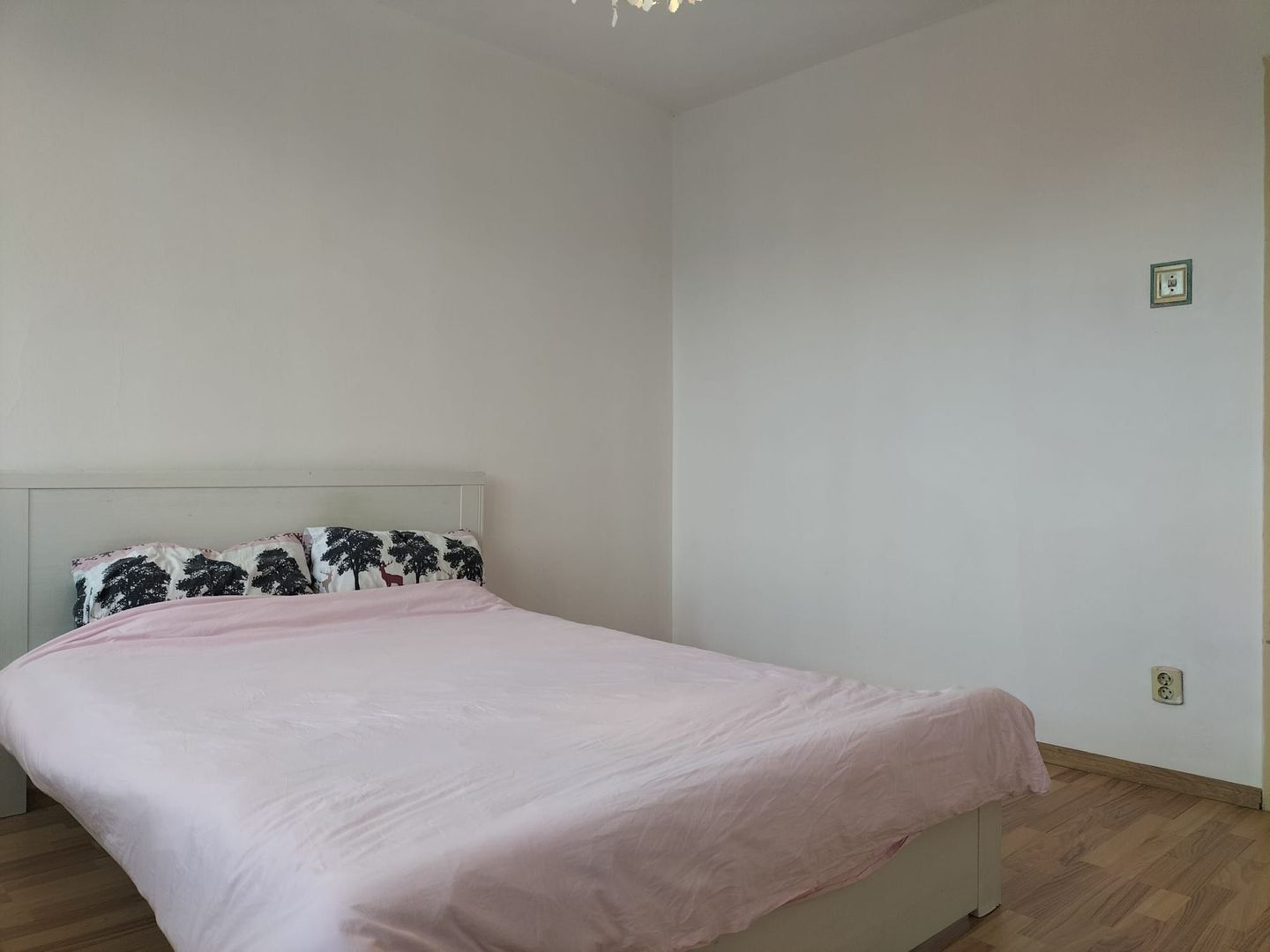 Inchiriere apartament 2 camere zona 1 Mai langa statia Metrou - Poză 6