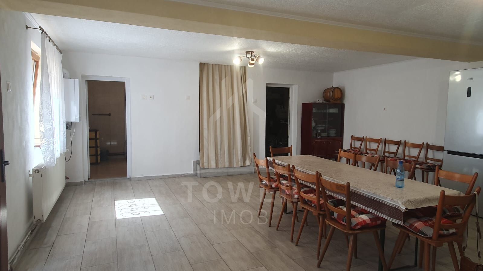 Casă spațioasă de vânzare în comuna Roșia .COMISION 0% - Poză 5