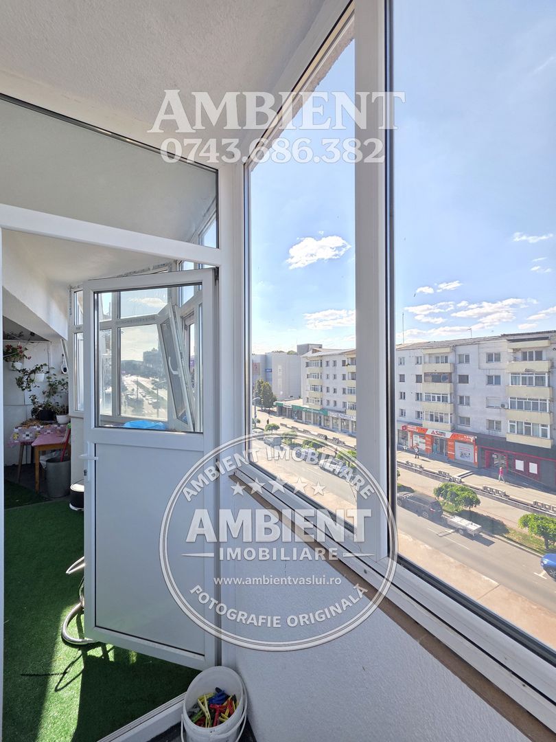 APARTAMENT CU 3 CAMERE, 75 MP, MOBILAT ȘI UTILAT – VASLUI, ULTRACENTRAL; - Poză 2