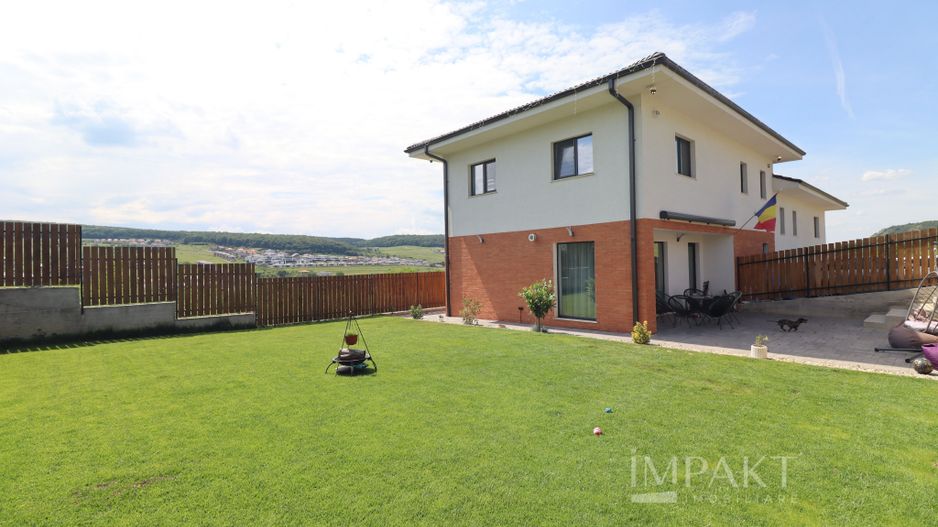 Duplex superb la vanzare, finisat, mobilat, utilat, situat in Chinteni - Poză 1
