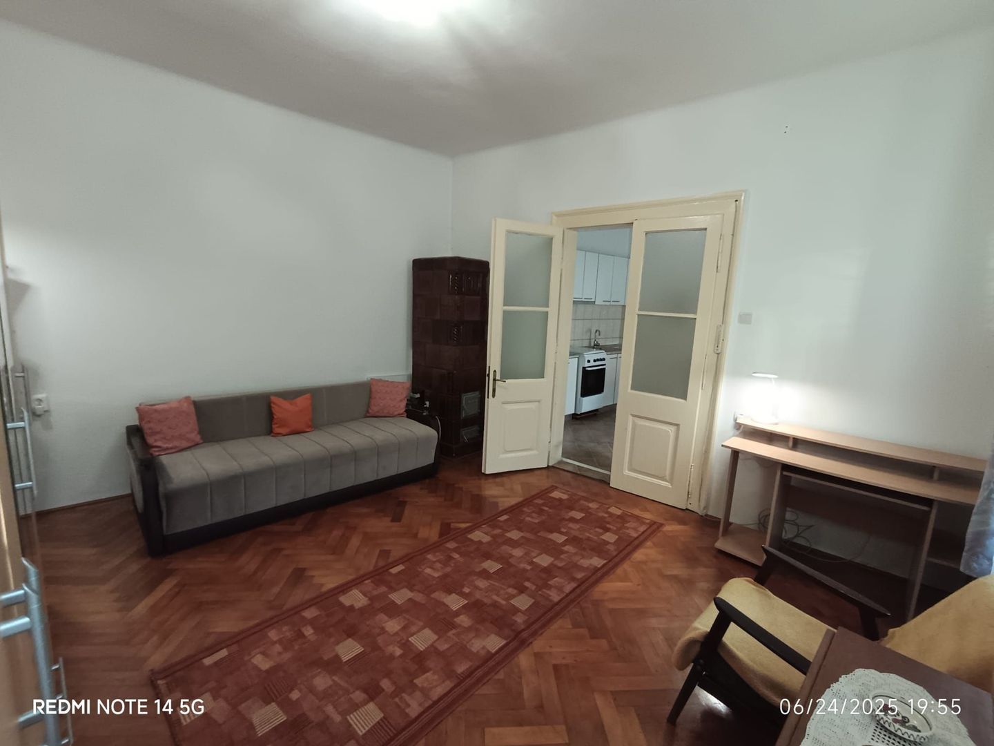 De vanzare! Apartament spatios la curte, zona centrala - Poză 12