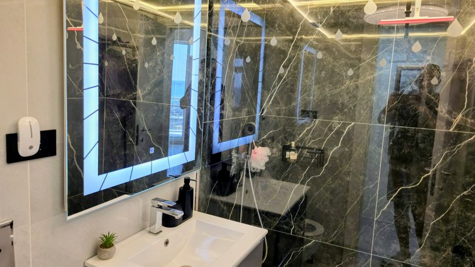 Apartament de lux cu 3 camere în Resort White Sea – Mamaia Nord - Pe malul marii - Poză 8