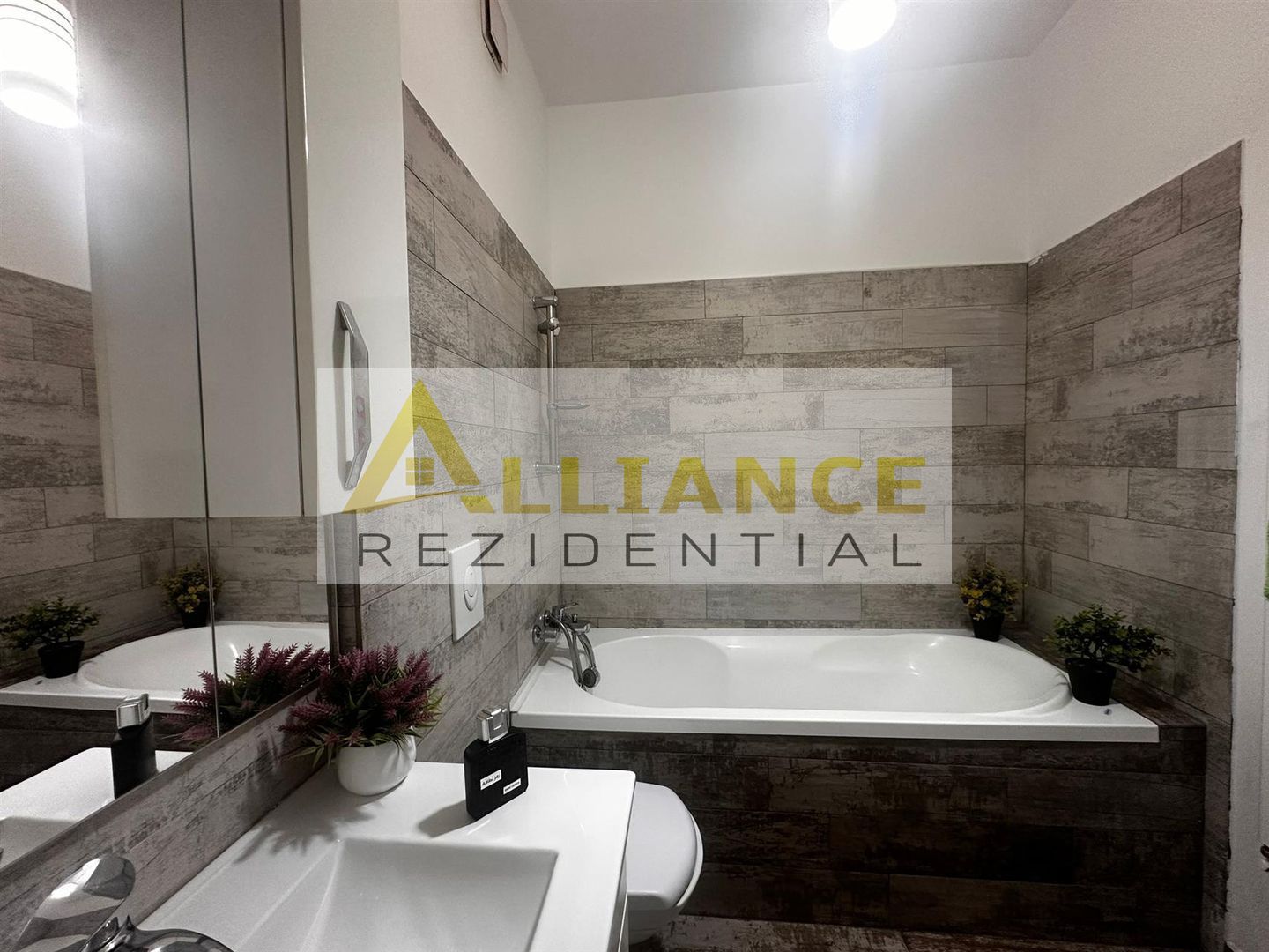 Apartament 3 CAMERE  | METROU BERCENI - Poză 16