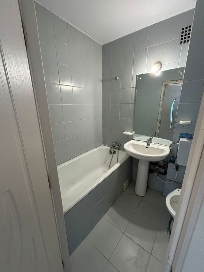 Vanzare Apartament 4 camere, 81 mp, balcon, bloc reabilitat, Rahova - Poză 7