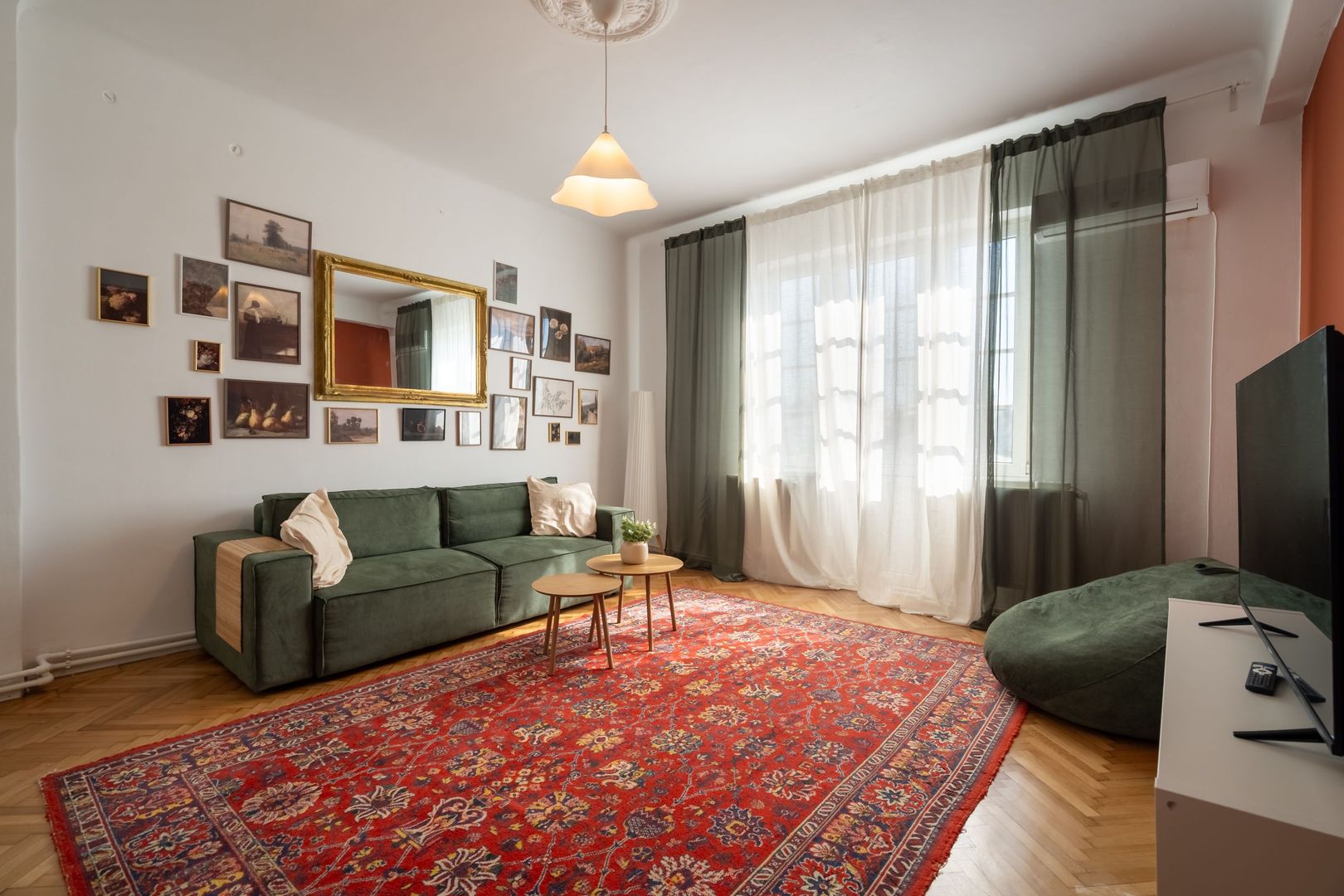 Apartament Spațios de 120 mp în Cartierul Evreiesc – Ultracentral - Poză 1
