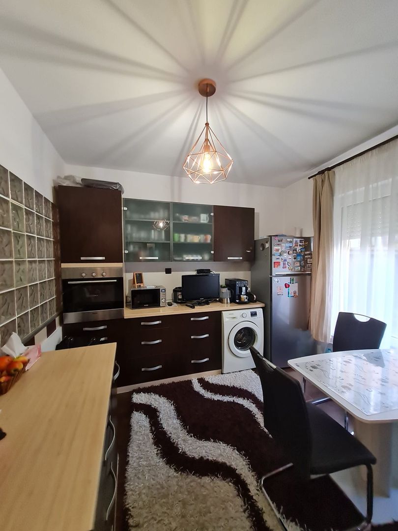 Casa ideală pentru investiție-spațiu comercial/birourii - Poză 6