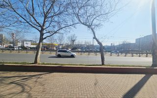 Spațiu de închiriat Mihai Bravu | Parter | Ideal manichiură, masaj, birou - Poză 3