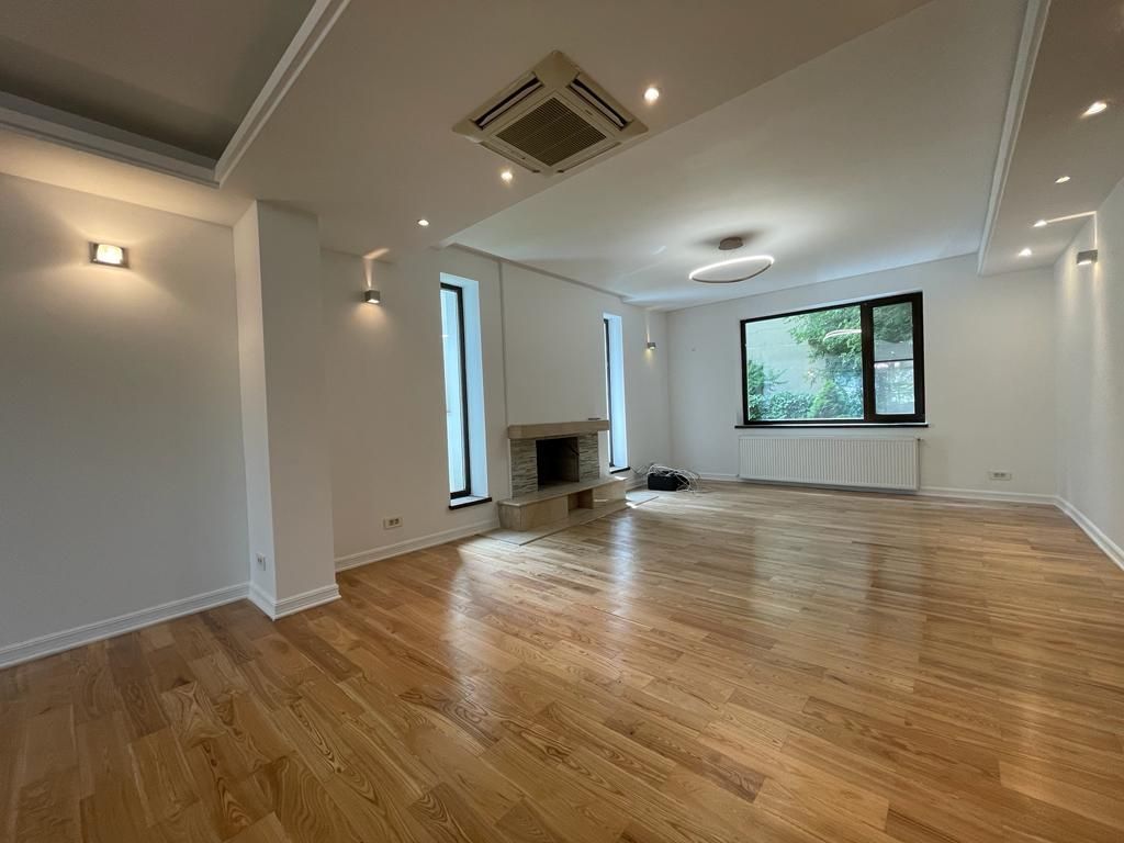 NOU Listata || Vila Iancu Nicolae || Curte -Gated Community - Poză 1