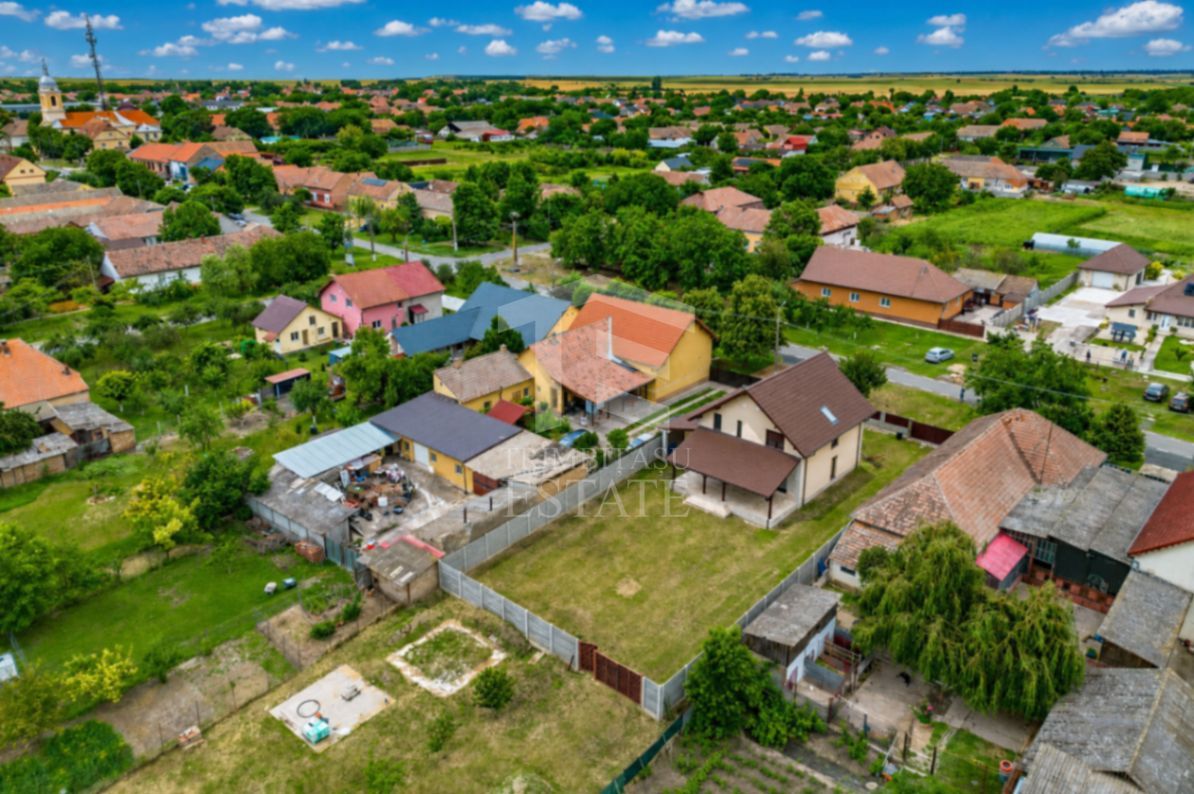 Casa 5 camere | Teren generos | Curte |  Gradina | Biled | COMISION 0% - Poză 37