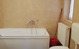 Apartament cu suprafata de 110mp-zona colinei - Poză 12
