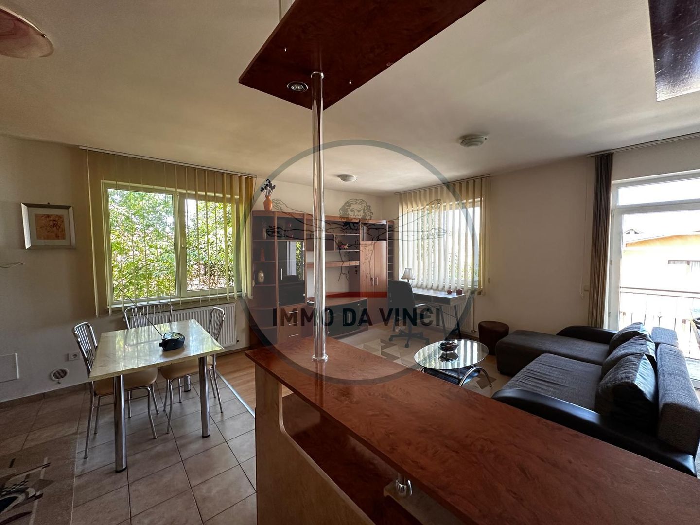 Apartament 2 camere semidecomandat Zona Gheorgheni cu garaj subteran - Poză 2