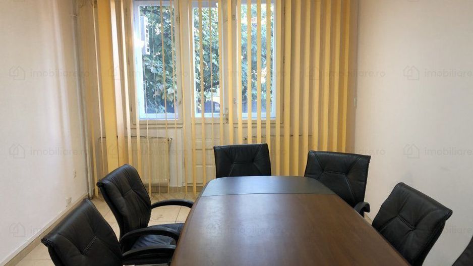 Vila de inchiriat pentru firma/birouri 300mp Domenii 4 nivele gradina - Poză 3