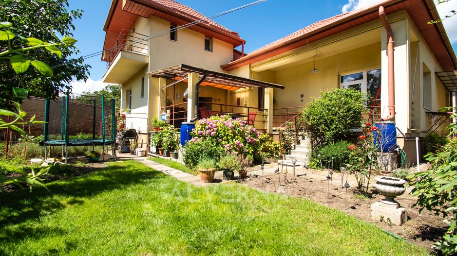 COMISION 0% - Casa individuala 232mp + teren 490mp - zona Hotel Napoca - Poză 1