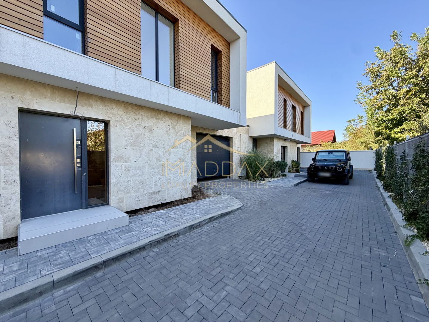 Vila Mediteraneana P+1E // 5 camere / 136 mp utili /garaj / Tunari - Poză 4