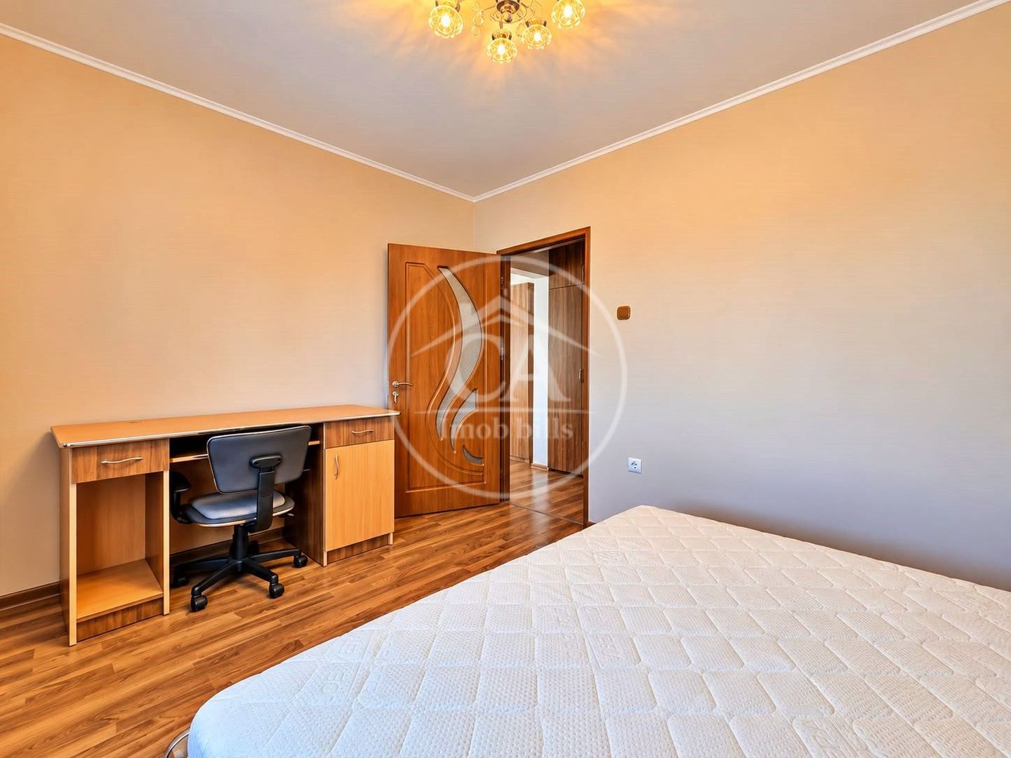 Apartament cu 3 camere de închiriat în zona Rogerius, Oradea - Poză 8