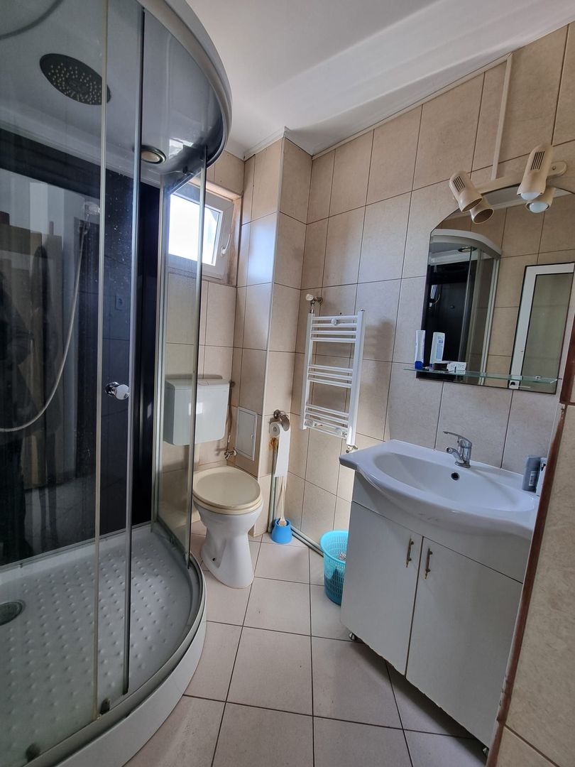 Închiriere clădire – zonă centrală Constanța, aproape de mare - Poză 12