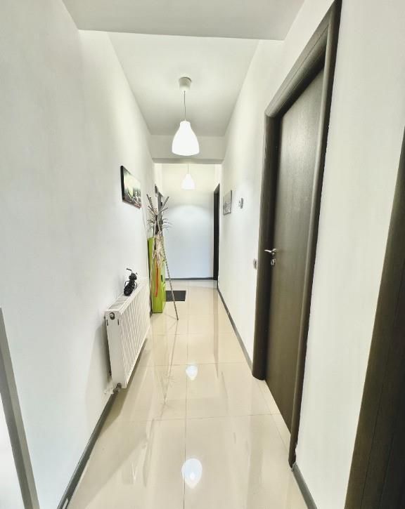 APARTAMENT LUX 2 CAMERE DEMISOL JIULUI - Poză 3