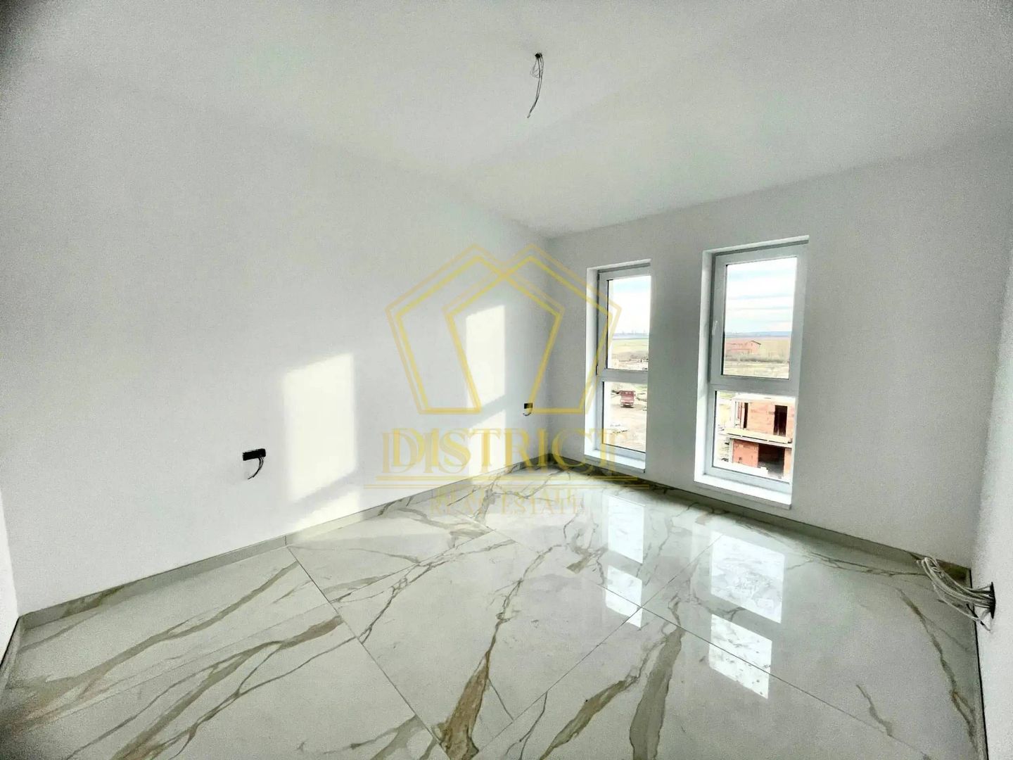 Penthouse cu 3 camere si terasa de 45mp | zona Antenei | Braytim - Poză 5