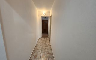 De vanzare apartament 3 camere zona Cetate - Poză 5