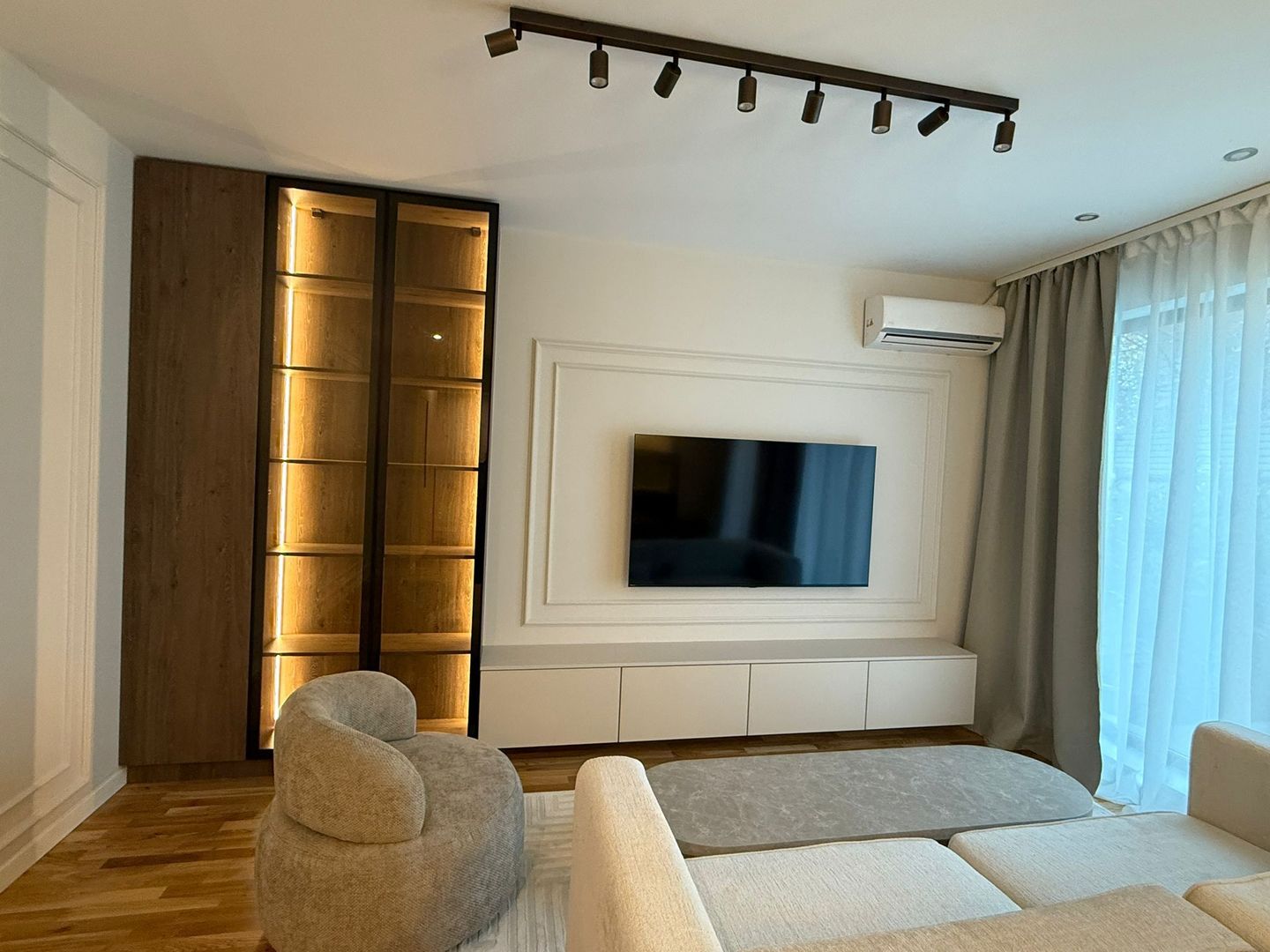 APARTAMENT 3 CAMERE | MOBILAT SI UTILAT PREMIUM | CASA PRESEI - Poză 1