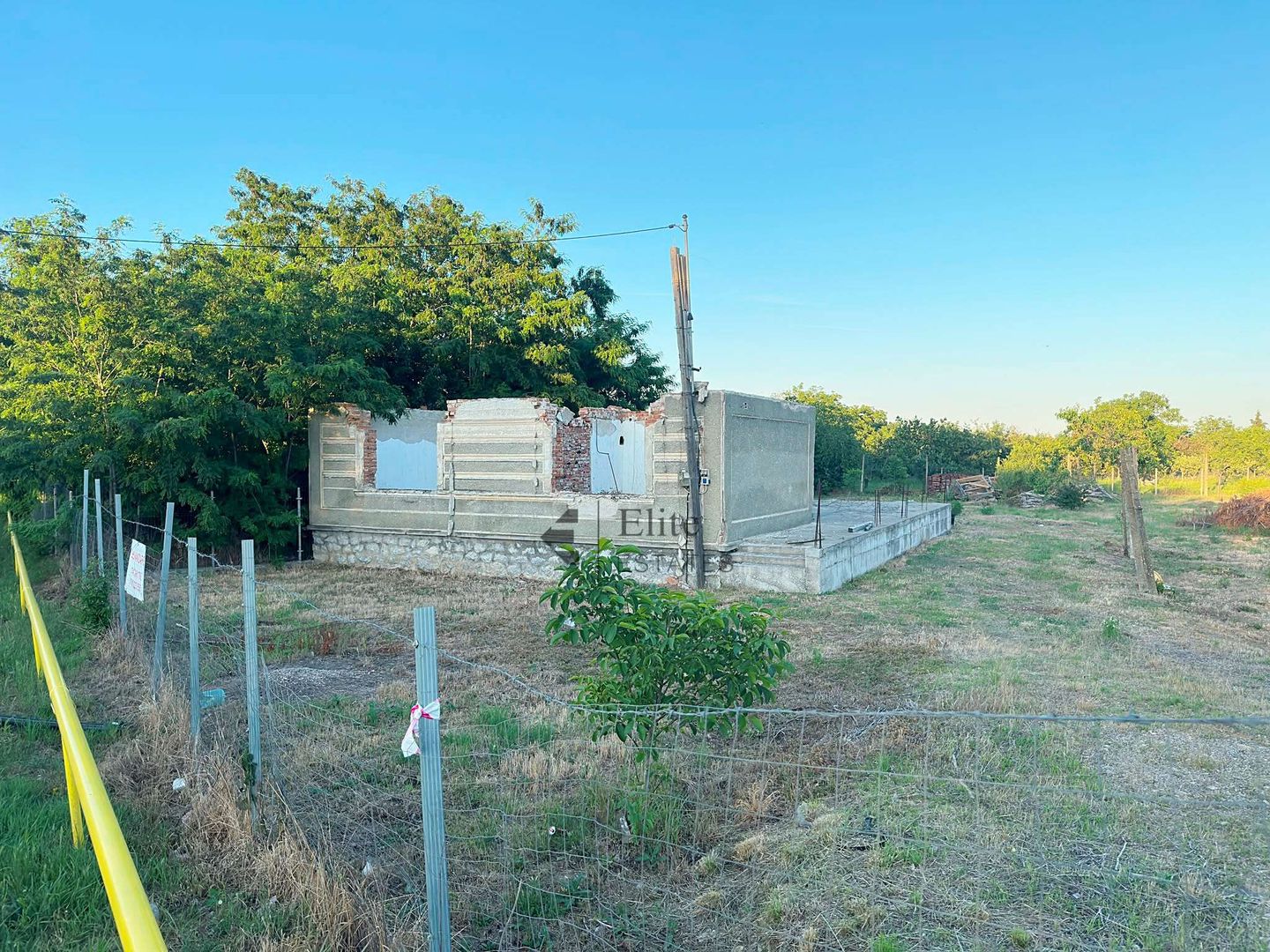 Teren intravilan 1755 mp in Tileagd la DN1 cu toate utilitatile - Poză 2