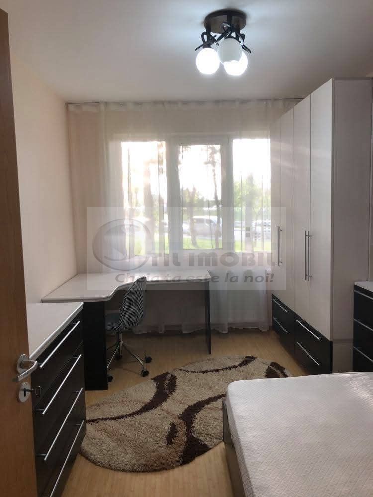 Podu Ros - Apartament 2 camere decomandat - Locuinta sau Cabinet ! - Poză 3