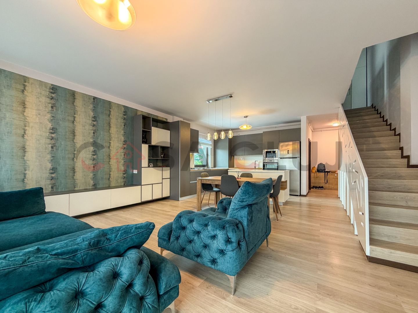 Apartament pe 2 niveluri, la cheie, Borhanci - Poză 1