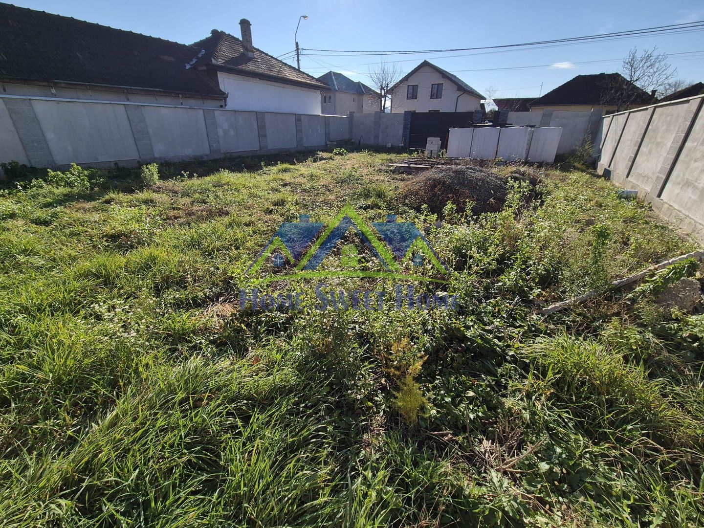 Teren 319 mp – zona Buituri Hunedoara (Petofi Sandor) – Gard nou, porț - Poză 3