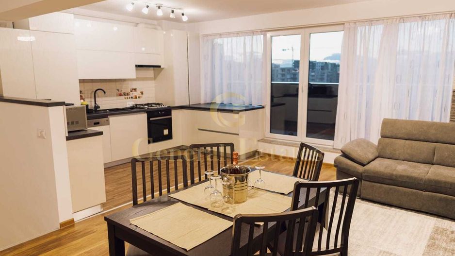 Apartament de vanzare3 camere in apripiere de Coresi - Poză 2