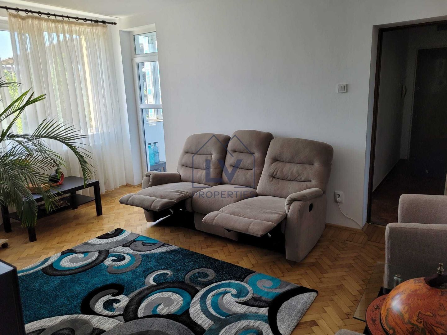 VANZARE APARTAMENT 3 CAMERE | ZONA OBOR - Poză 2