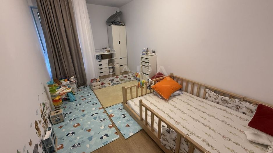 Apartament premium cu 3 camere și parcare subterană în Florești. - Poză 9