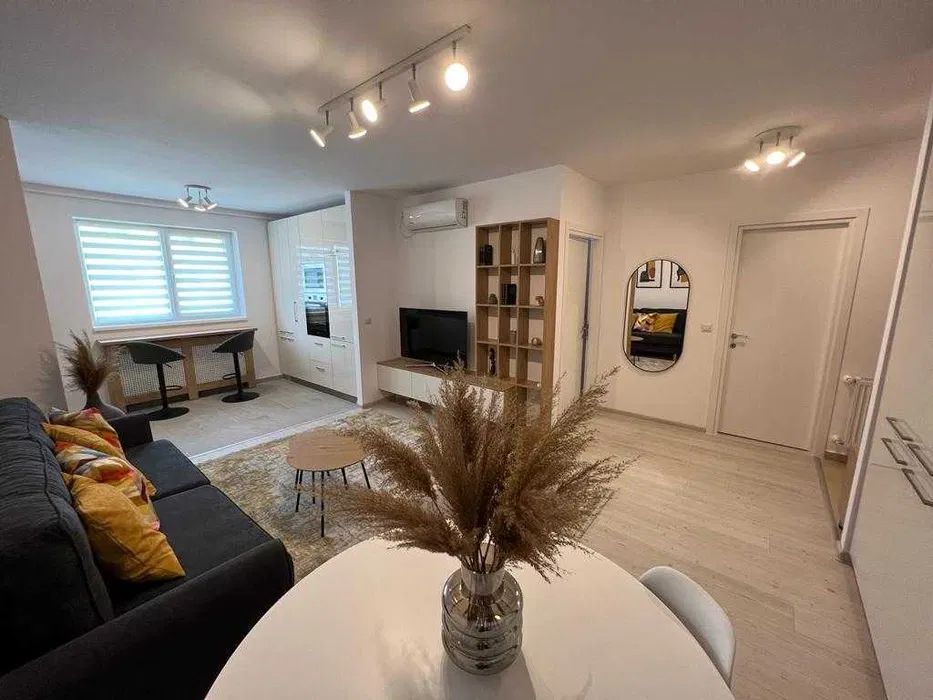 Apartament 2 camere cu centrală proprie și parcare - Poză 2