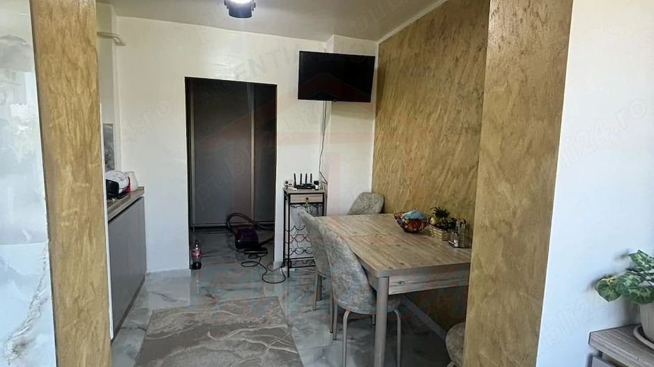 Vanzare apartament 2 camere, Micro 20, 57 mp, 82.000 EURO - Poză 2